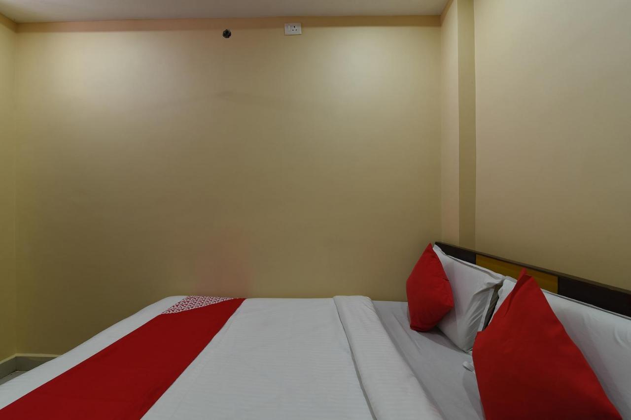 Ramesh Residency Hotel Anantapur Bagian luar foto